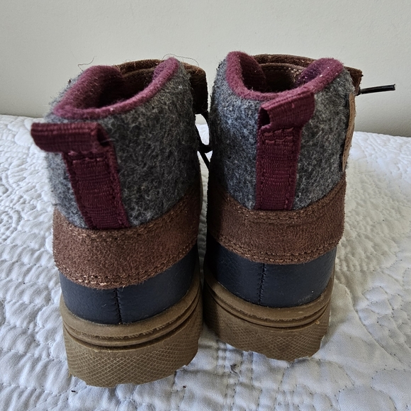 CARTERS Toddler Boys Waterproof Velcro Closure Winter Boots - Picture 5 of 8